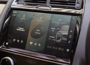 Radio frequency adjustment (for USA
  vehicles)